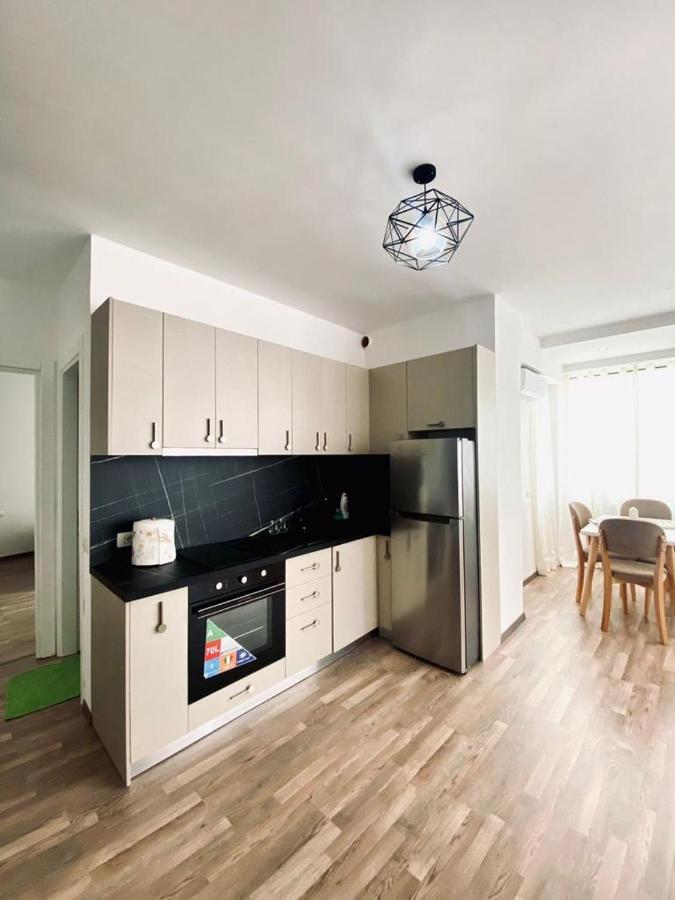 Kuta Apartments Tirane Exterior photo